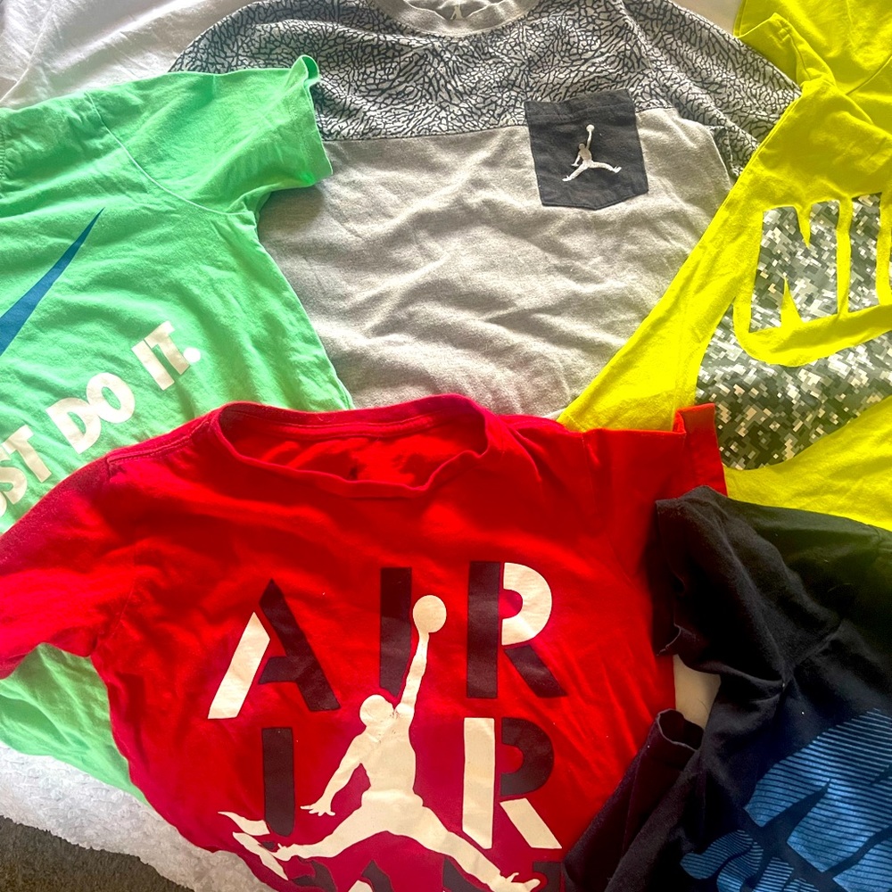 Boys S nike &